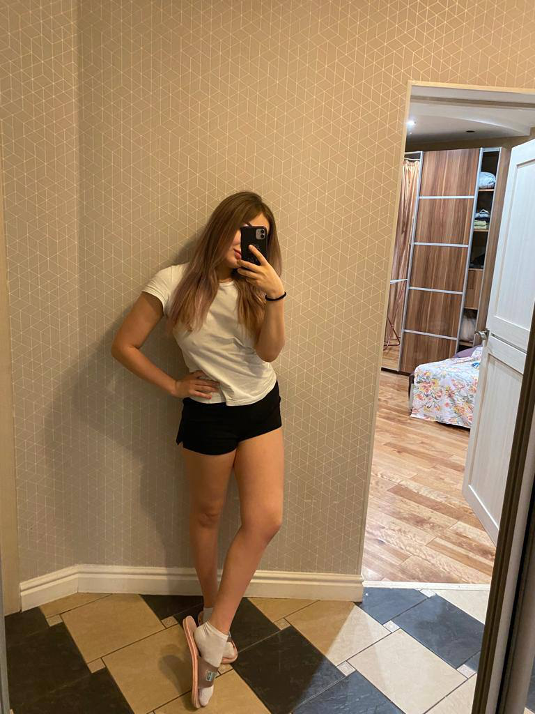 Проститутка Питера Ната с 2 размером груди предлагает интим услуги у метро Парк Победы  +7(981)136-33-84 - фото 2