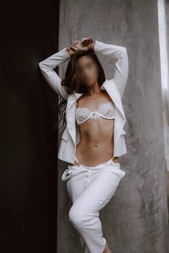 Анальные индивидуалки